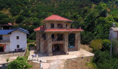 小山村三層歐式別墅720度別墅全景/拍攝地點：廣東省梅州市梅縣桃堯鎮澄坑村